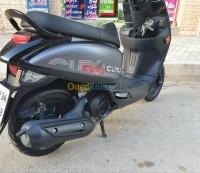 motos-scooters-vms-cuxi-2022-chlef-algerie