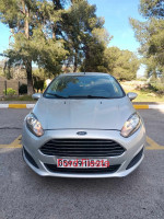 citadine-ford-fiesta-2015-hammam-maskhoutine-guelma-algerie