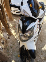 motos-scooters-sr-sym-2019-bordj-bou-arreridj-algerie