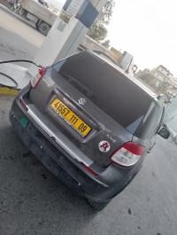 voitures-suzuki-sx4-2011-blida-algerie