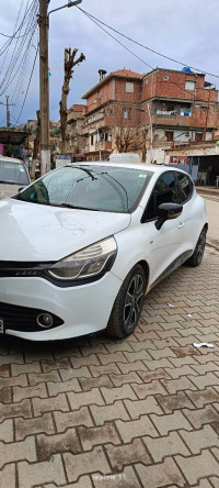 voitures-renault-clio-4-2015-limited-2-tipaza-algerie