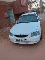 berline-hyundai-accent-2014-gls-fenoughil-adrar-algerie