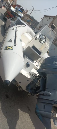 Bateau Semi rigide 