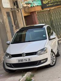 cars-volkswagen-polo-2014-life-ksar-boukhari-medea-algeria