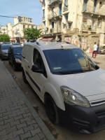 voitures-citroen-berlingo-2016-niveau-1-belouizdad-alger-algerie