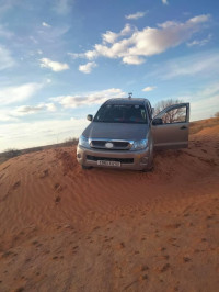 voitures-toyota-hilux-2012-laghouat-algerie