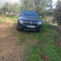 voitures-dacia-duster-2014-illoula-oumalou-tizi-ouzou-algerie