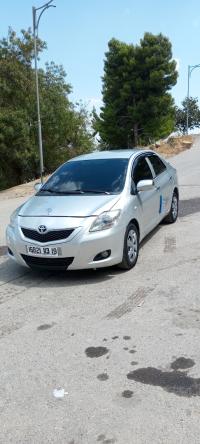 سيارات-toyota-yaris-sedan-2013-الشريعة-تبسة-الجزائر