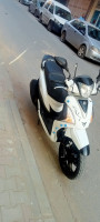 motos-et-scooters-sym-st-samphony-2022-souidania-alger-algerie