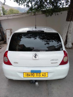 voitures-renault-clio-campus-2013-bye-tessala-ldematai-mila-algerie