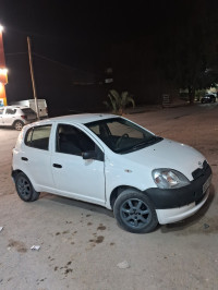 voitures-toyota-yaris-2000-laghouat-algerie