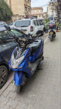 motos-et-scooters-gevatti-cynuix-r-2021-birkhadem-alger-algerie