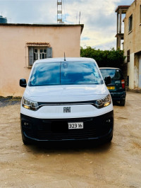 voitures-fiat-doblo-2023-medea-algerie