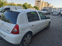 voitures-renault-clio-campus-2012-bachdjerrah-alger-algerie