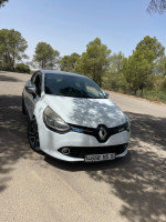 citadine-renault-clio-4-2015-limited-mchedallah-bouira-algerie