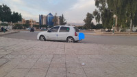 voitures-renault-clio-campus-2015-bye-chlef-algerie