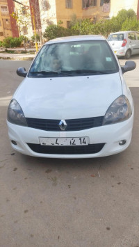 voitures-renault-clio-campus-2012-frenda-tiaret-algerie