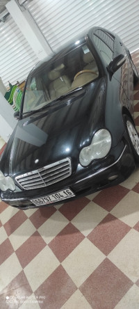 voitures-mercedes-classe-c-2004-elegance-ziama-mansouriah-jijel-algerie