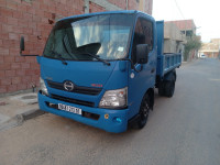 camion-modele-611-hino-300-2013-adrar-algerie