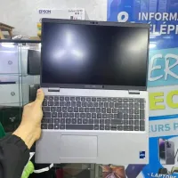 Dell latitude 5530 Intel Core i5-1245u 15.6 pouce  -Clavier Lumineux - Empreinte Digitale.