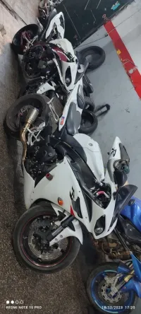 Yamaha R1 2013