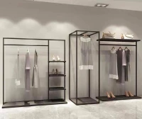 présentoirs  (meubles et mobilier pour magasin)
