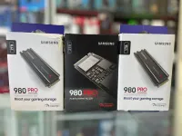 Disque dur SAMSUNG 980 pro western digital crucial corsair 
