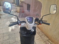 motos-scooters-cuxi-2-vms-2023-mohammadia-alger-algerie