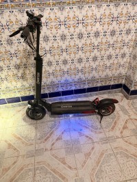سكوترات-و-زلاجات-trottinette-electrique-mobygum-وهران-الجزائر