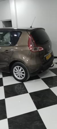 سيارات-renault-scenic-2011-تلاغمة-ميلة-الجزائر
