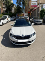 voitures-skoda-octavia-2019-laurin-amp-klement-kouba-alger-algerie