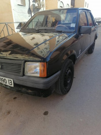 voitures-opel-corsa-1990-tlemcen-algerie