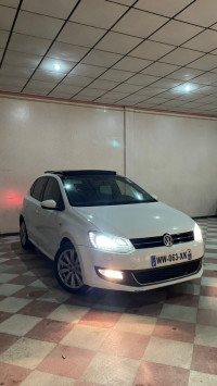 voitures-volkswagen-polo-2013-life-tizi-ouzou-algerie