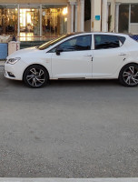 voitures-seat-ibiza-2014-black-line-constantine-algerie