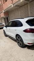 automobiles-porsche-cayenne-2014-souk-naamane-oum-el-bouaghi-algerie