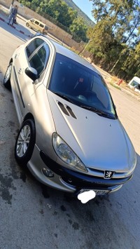 سيارات-peugeot-206-2007-بني-عمران-بومرداس-الجزائر