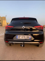 voitures-renault-clio-2023-rs-lin-sidi-chami-oran-algerie