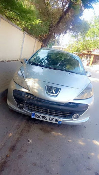 voitures-peugeot-207-2006-khraissia-alger-algerie