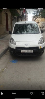 voitures-peugeot-partner-2015-batna-algerie