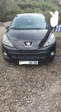 voitures-peugeot-207-2012-sportium-boumerdes-algerie