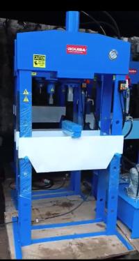 صناعة-و-تصنيع-presse-hydraulique-برج-الكيفان-الجزائر