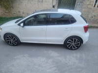 voitures-volkswagen-polo-2015-tizi-ouzou-algerie