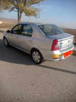 voitures-dacia-logan-2013-bouira-algerie