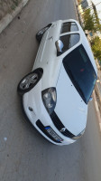 voitures-renault-clio-campus-2013-bir-chouhada-oum-el-bouaghi-algerie