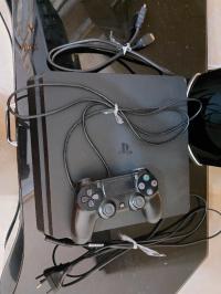 أجهزة-ألعاب-الفيديو-ps4-online-500g-slim-avec-un-mante-orginale-des-cable-originale-5-cd-بئر-توتة-الجزائر
