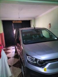 voitures-fiat-doblo-2024-herenfa-chlef-algerie