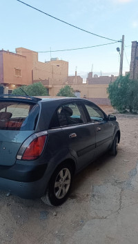 voitures-kia-rio-5-portes-2008-bechar-algerie