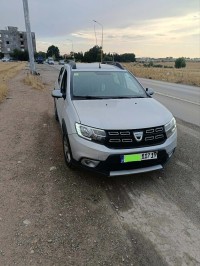 سيارات-dacia-sandero-2017-stepway-عين-أرنات-سطيف-الجزائر