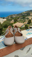 autre-chaussure-femme-originale-marque-clarks-artisan-beige-comfort-rais-hamidou-alger-algerie