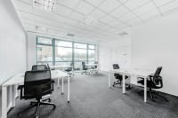 schools-training-bureau-prive-a-louer-pour-5-personnes-algiers-regus-said-hamdine-bir-mourad-rais-alger-algeria